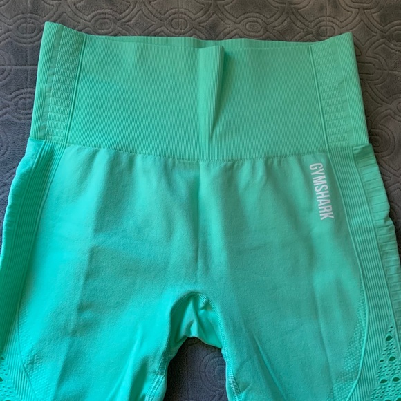 Gymshark Pants - Gymshark Energy+Seamless Cropped Leggings Size M
